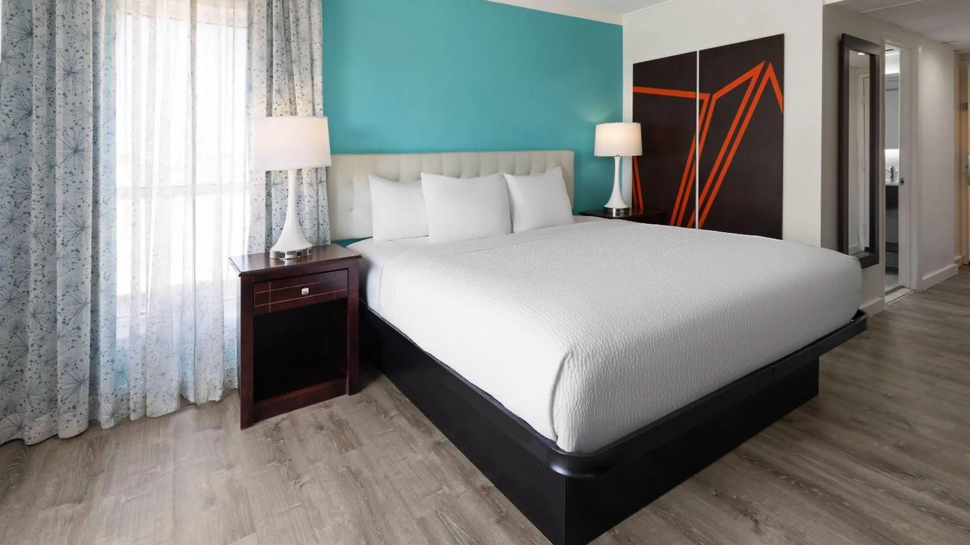 Howard Johnson Plaza By Wyndham Ocean City Oceanfront 3*,