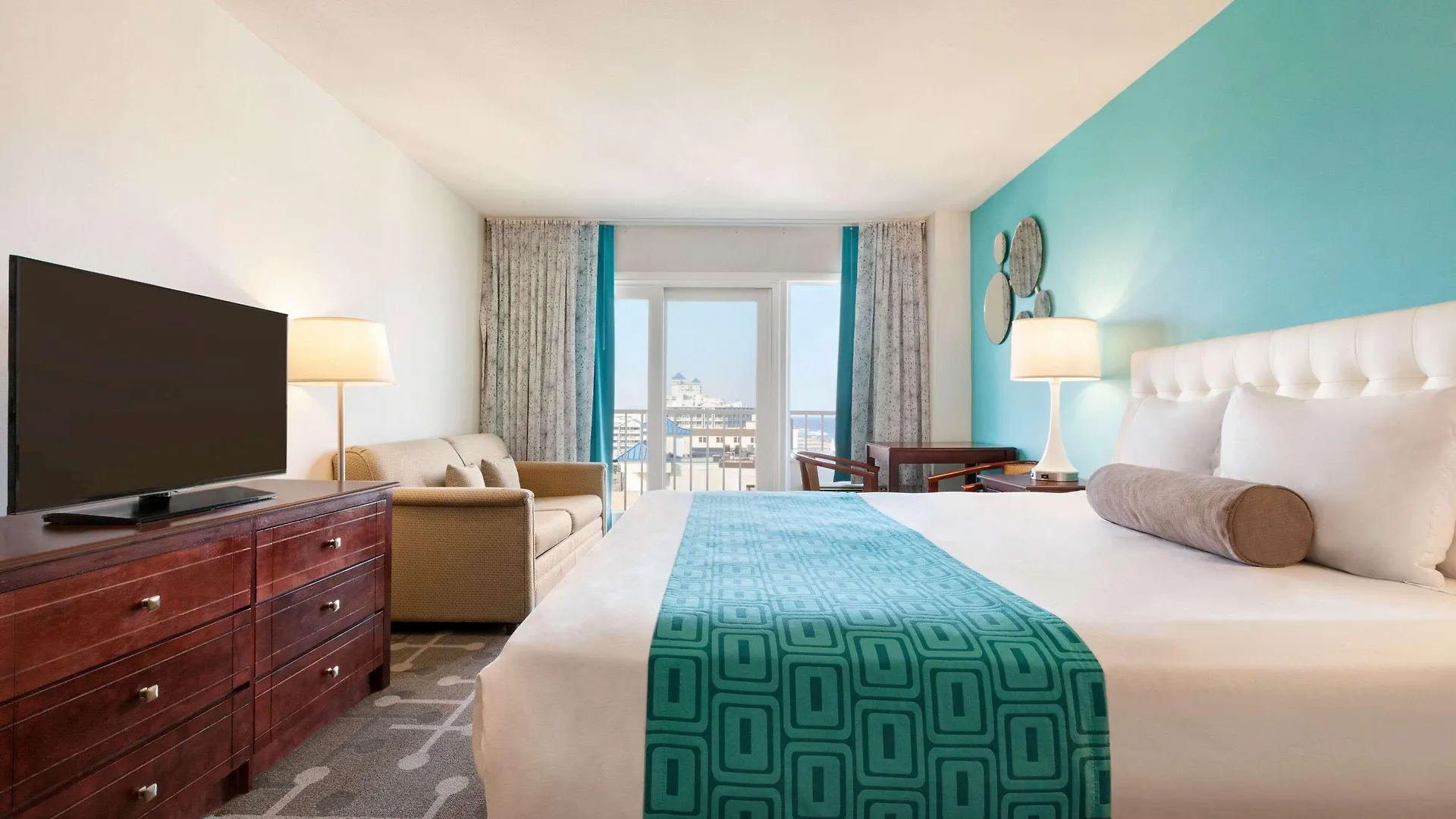Howard Johnson Plaza By Wyndham Ocean City Oceanfront Hotel