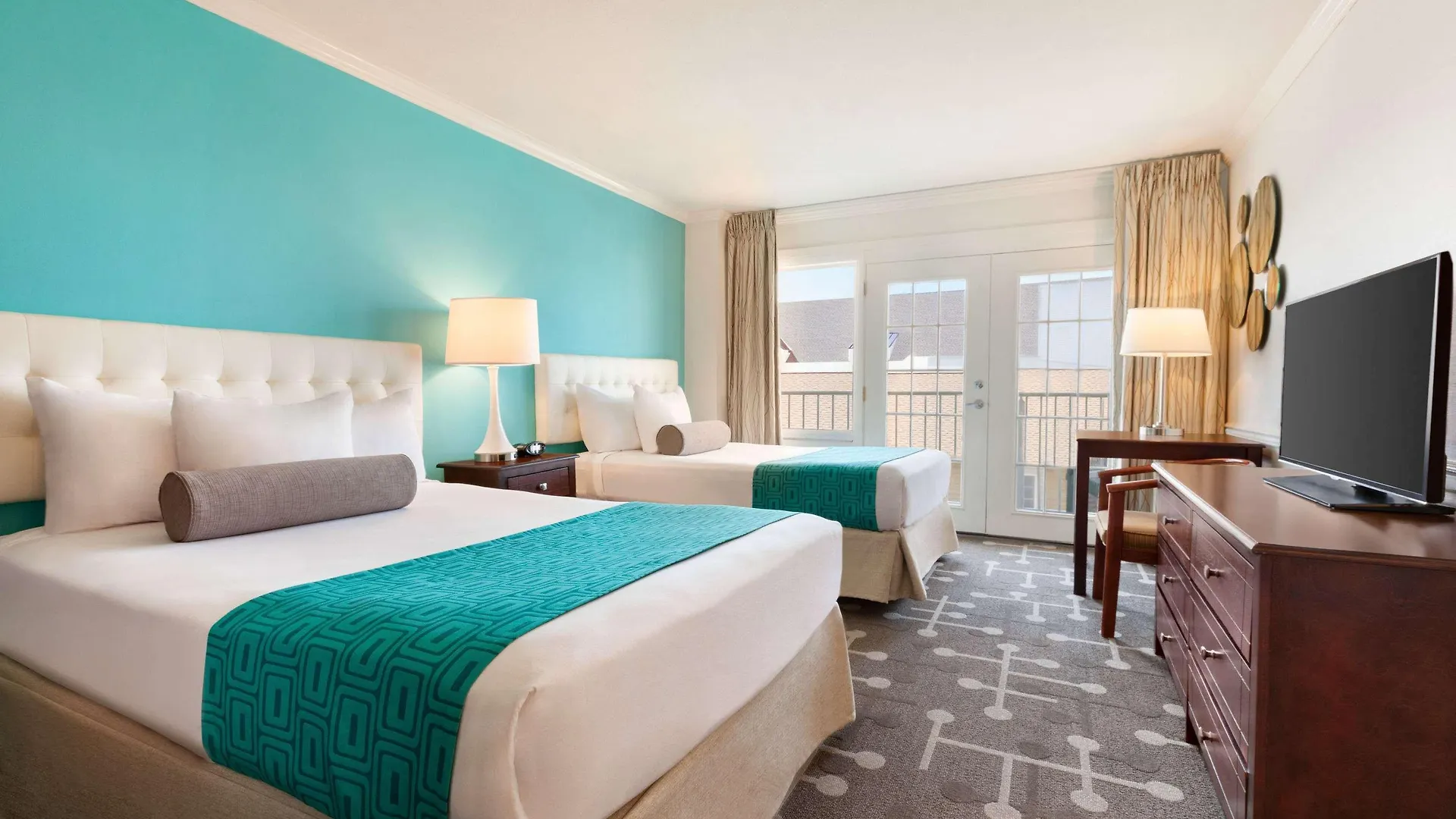 Hotel Howard Johnson Plaza By Wyndham Ocean City Oceanfront