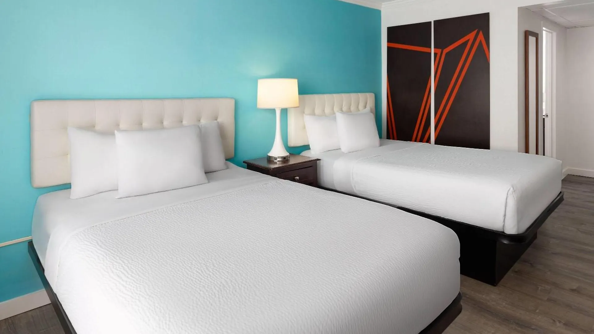 Howard Johnson Plaza By Wyndham Ocean City Oceanfront Hotel