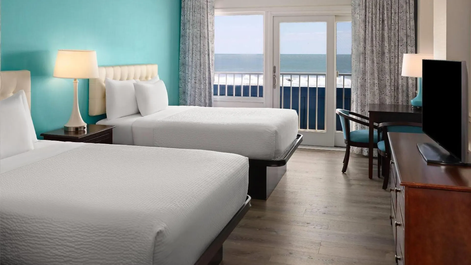Hotel Howard Johnson Plaza By Wyndham Ocean City Oceanfront