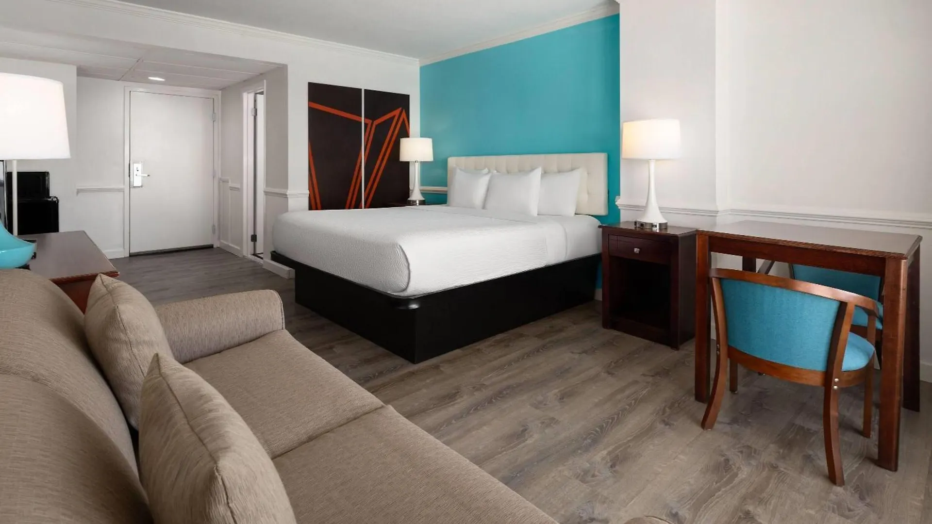 Howard Johnson Plaza By Wyndham Ocean City Oceanfront