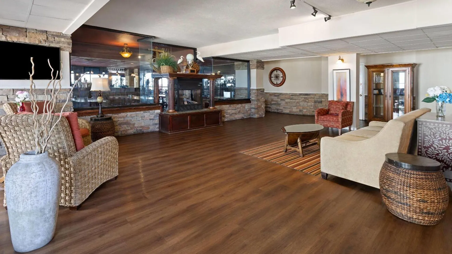 Hotel Howard Johnson Plaza By Wyndham Ocean City Oceanfront