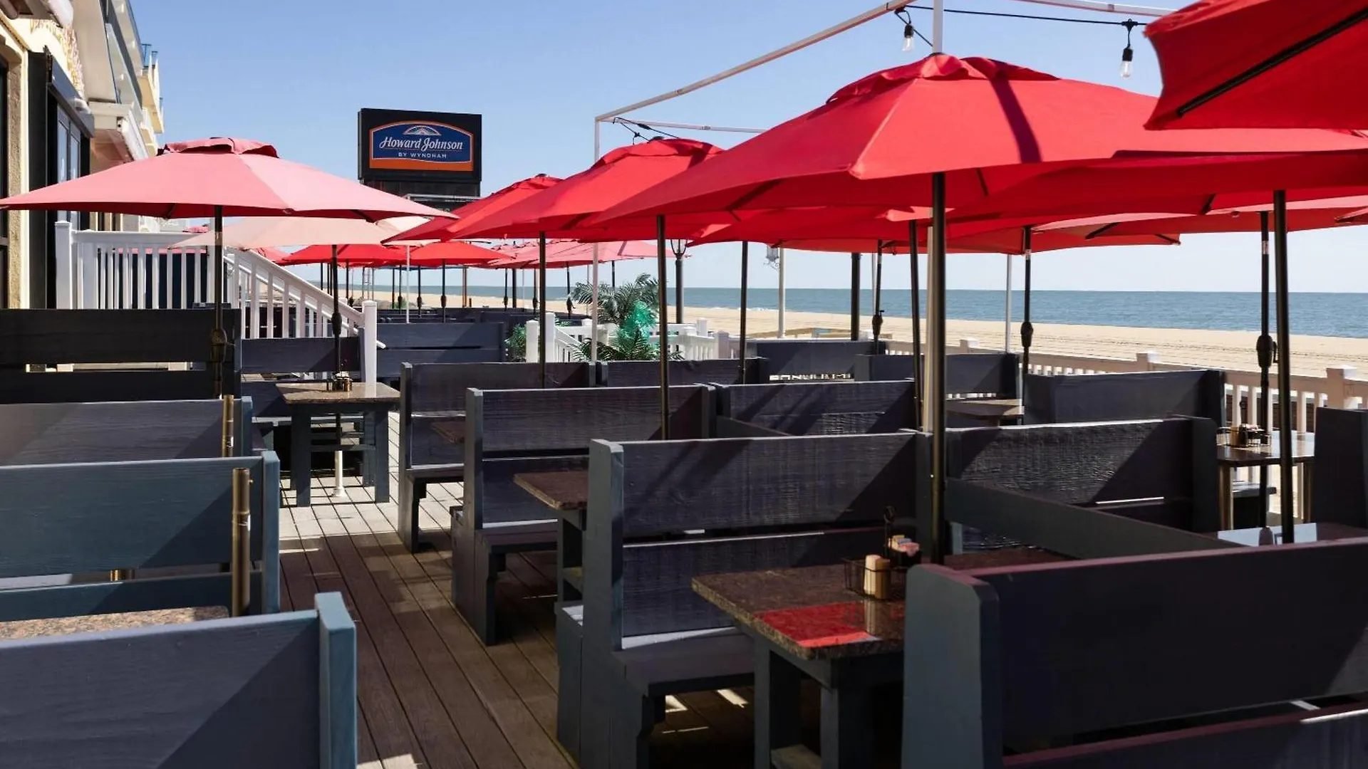 Howard Johnson Plaza By Wyndham Ocean City Oceanfront Hotel