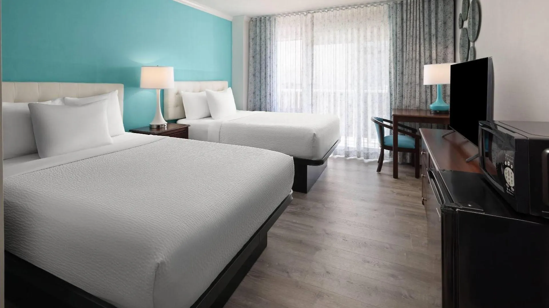 Hotel Howard Johnson Plaza By Wyndham Ocean City Oceanfront