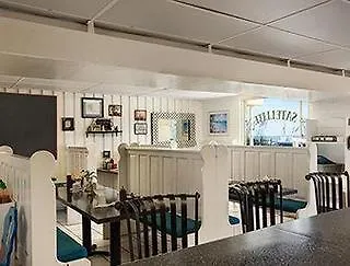 Howard Johnson Plaza By Wyndham Ocean City Oceanfront Hotel