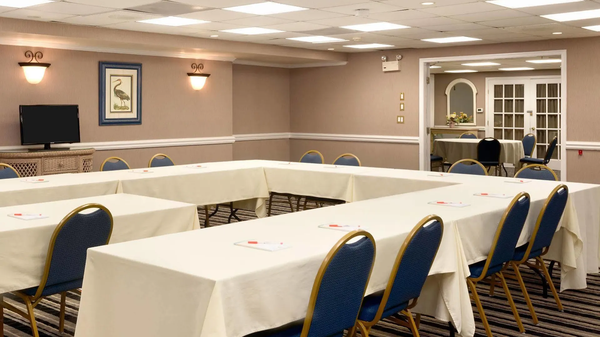 Howard Johnson Plaza By Wyndham Ocean City Oceanfront Hotel