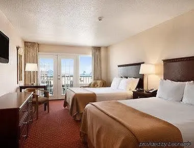 Hotel Howard Johnson Plaza By Wyndham Ocean City Oceanfront
